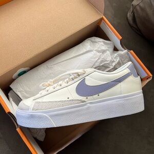 Nike Platform Blazers Size 8W